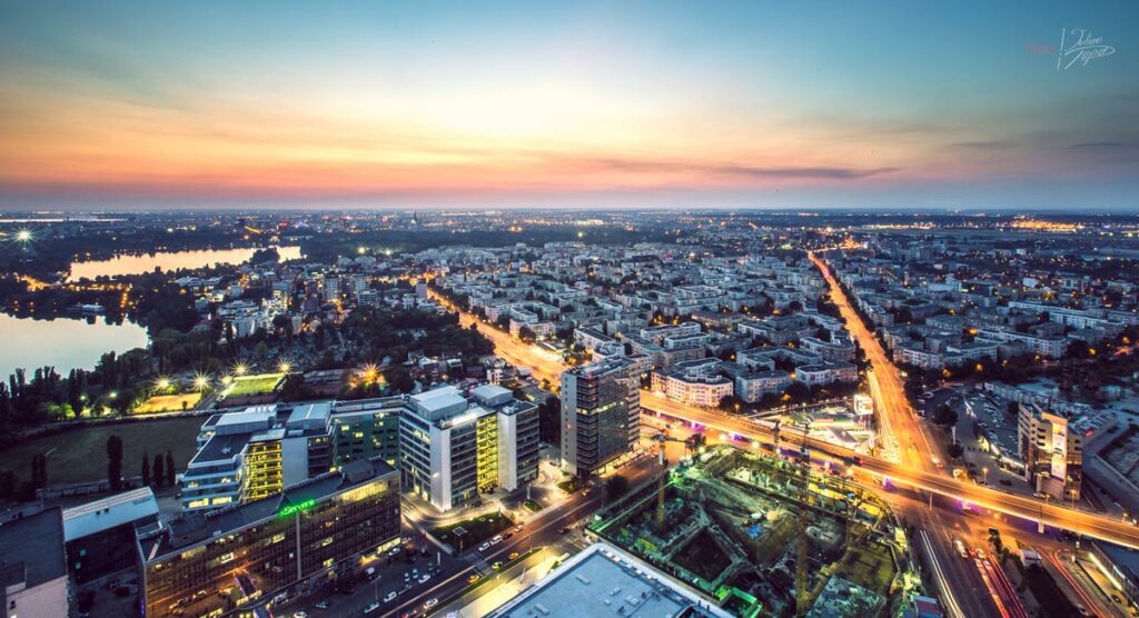 Panorama_de_pe_SkyTower-Iulian-Popa